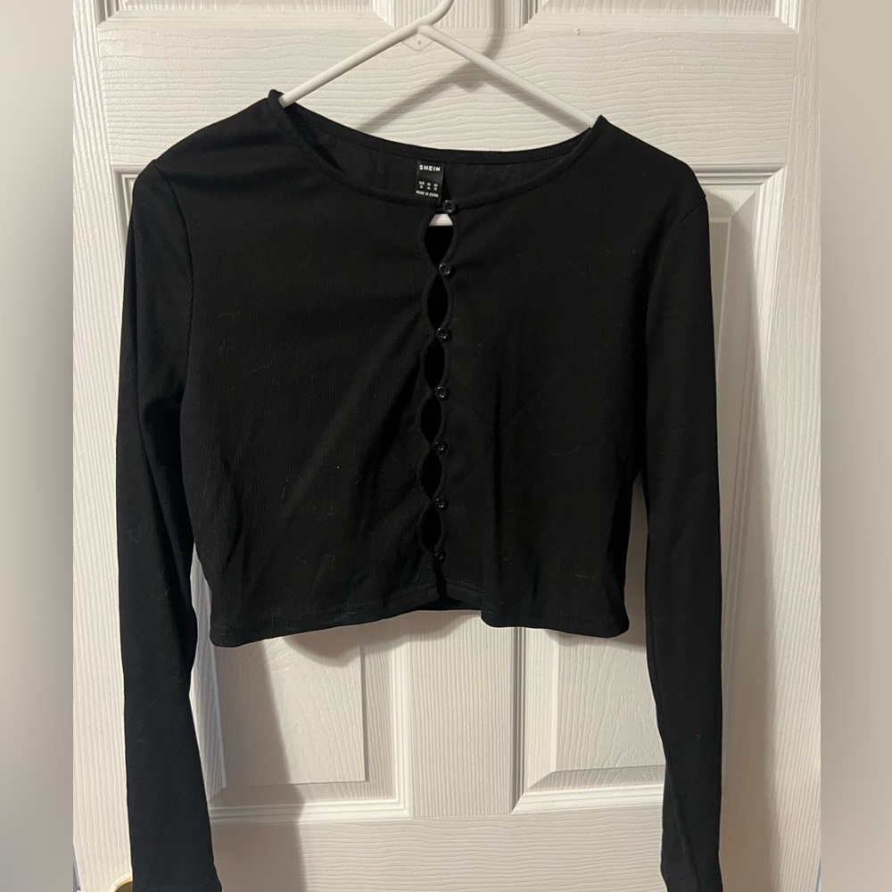 black crop top